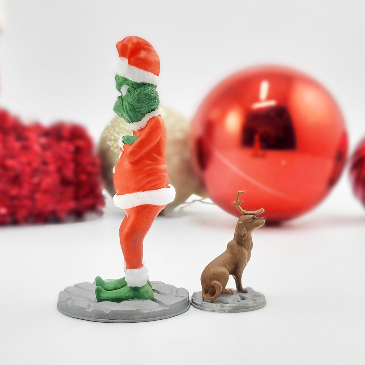 Grinch whoville best sale collection figure set